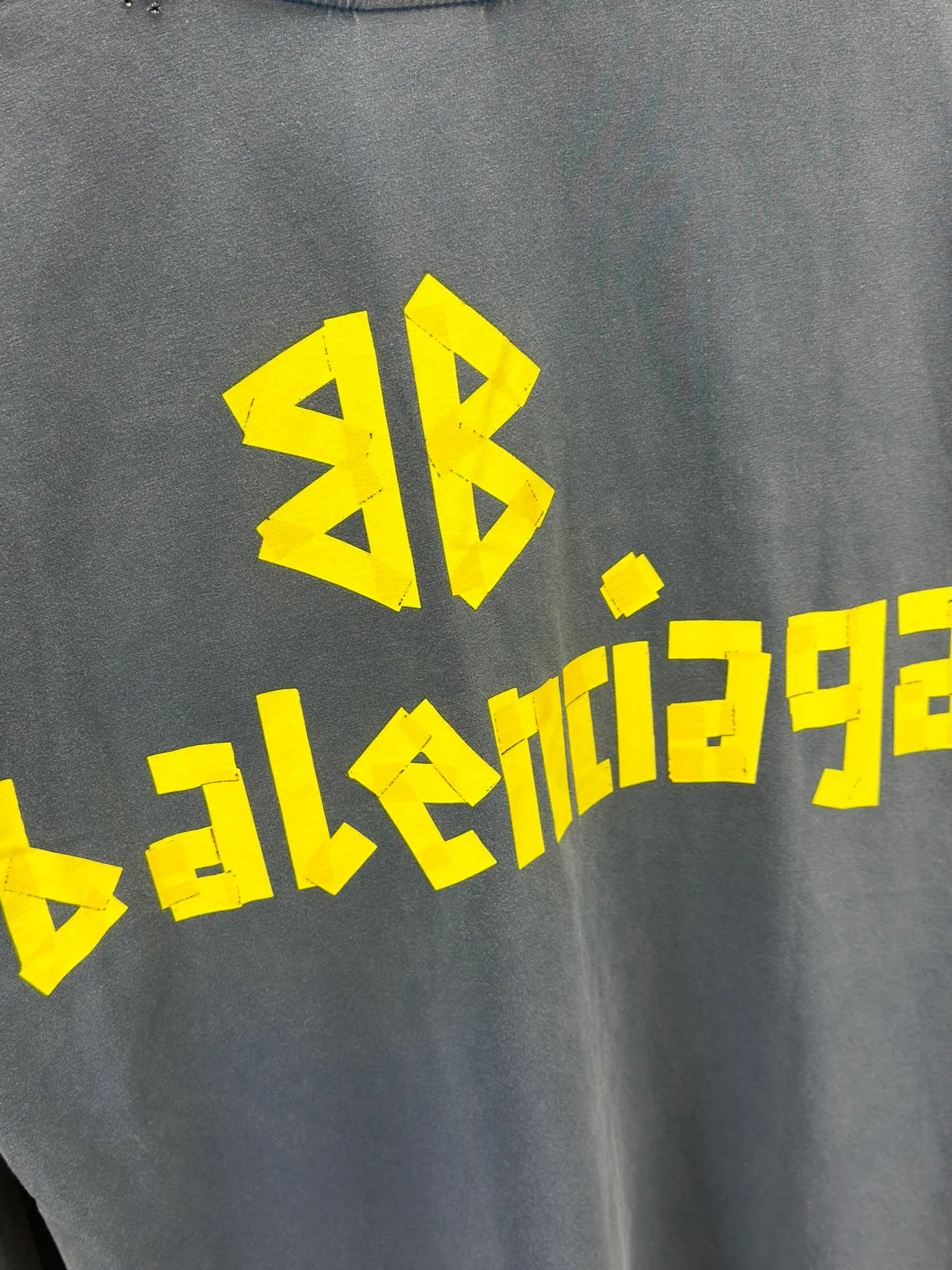 BALENCI*GA Series . 280g * 1 1 . . + . .os Same Style -Color：Cream White Green Blue -SIZE：XS S M L 8602#